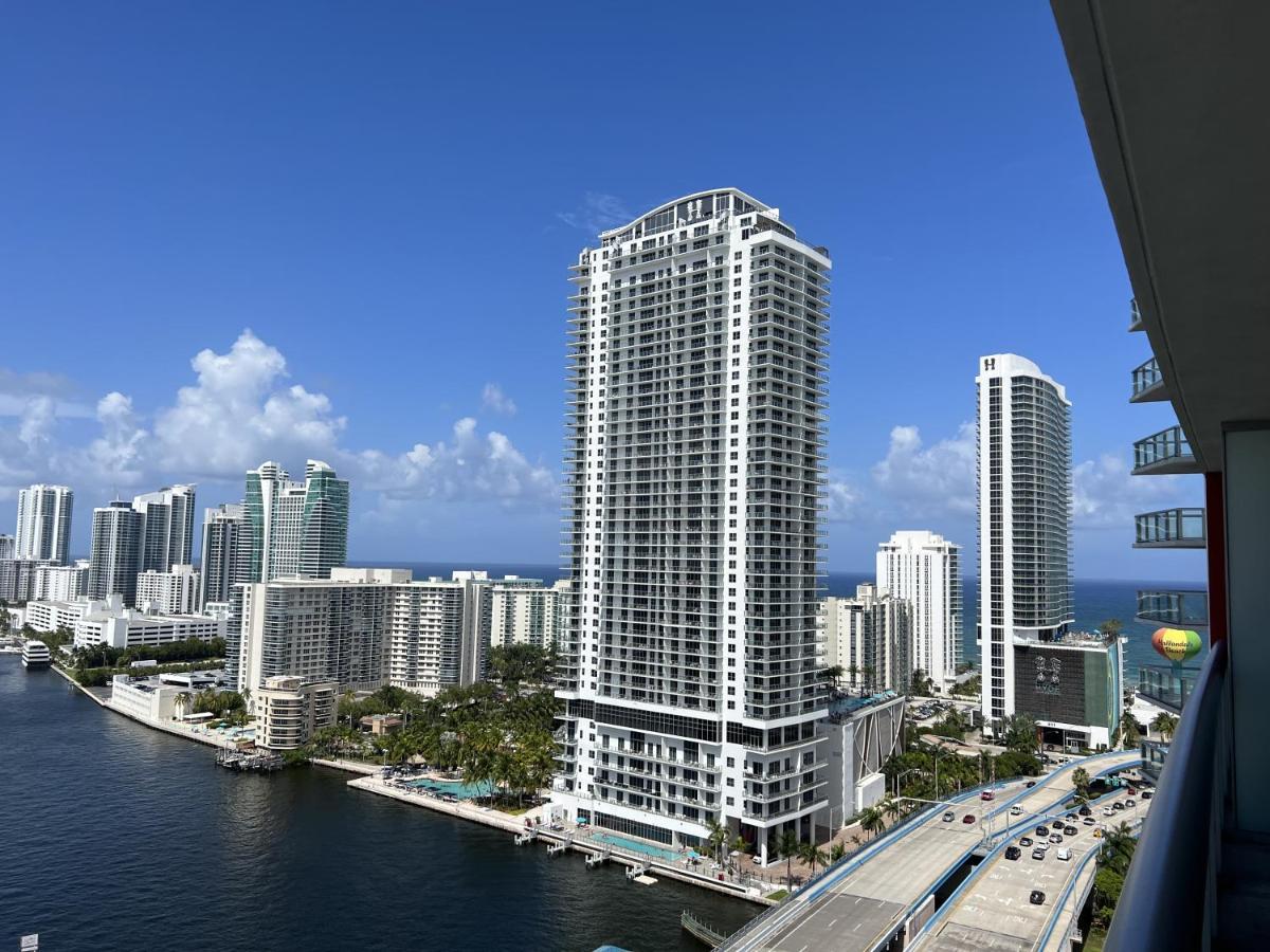 23Rd Floor Luxury & Spacious Beachwalk Resort Apartment With Amazing View Plaja Hallandale Exterior foto