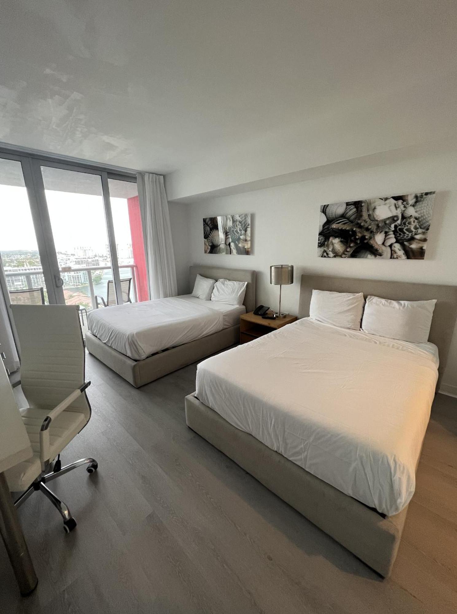23Rd Floor Luxury & Spacious Beachwalk Resort Apartment With Amazing View Plaja Hallandale Exterior foto